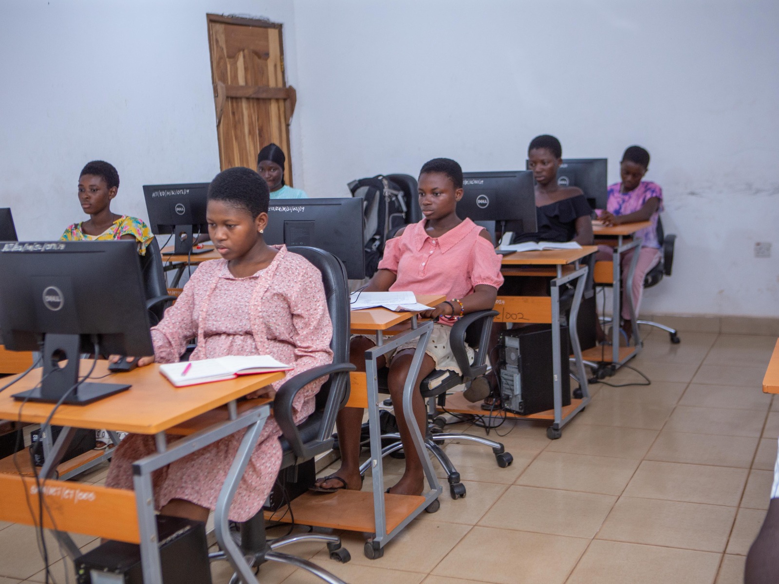 Girls in an ICT training lab